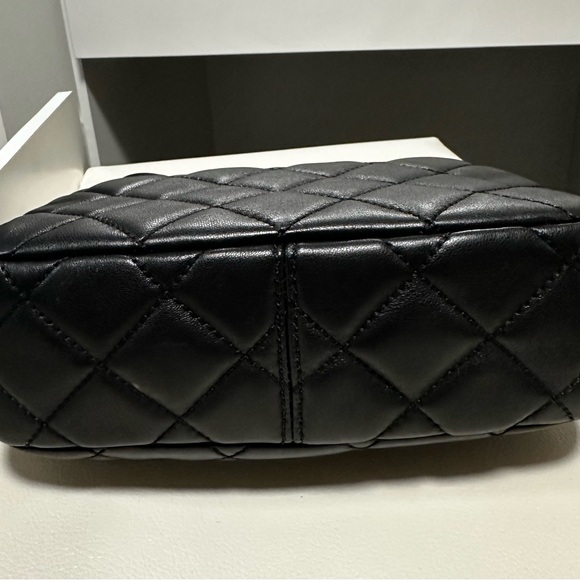 Michael Kors Black Sloan Quilted Crossbody Bag - Picture 7 of 10